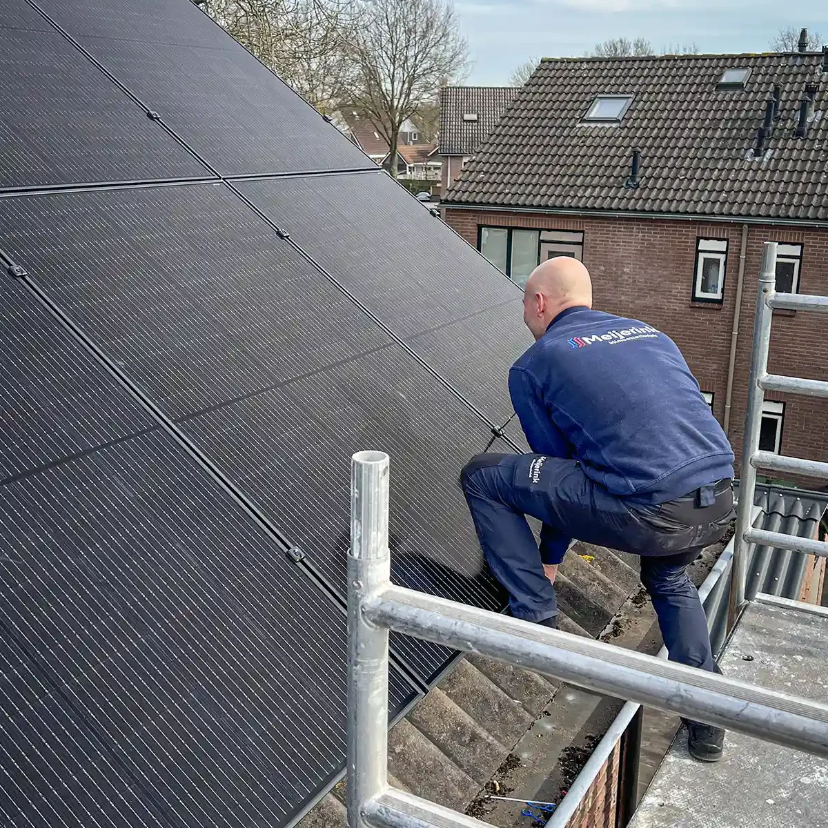 Zonnepaneel per stuk of pallet excl. en incl. toebehoren op aanvraag